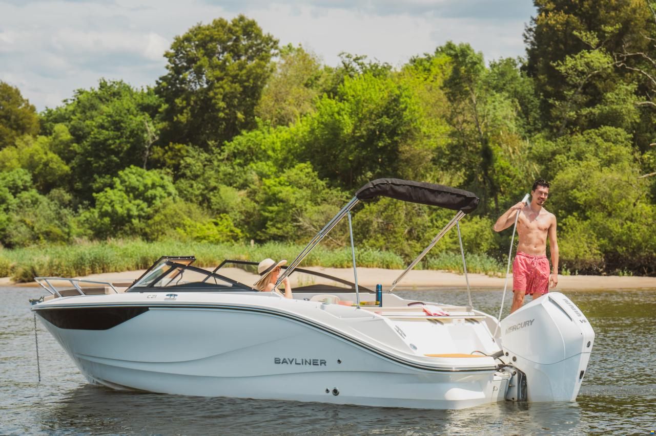 Bayliner C21