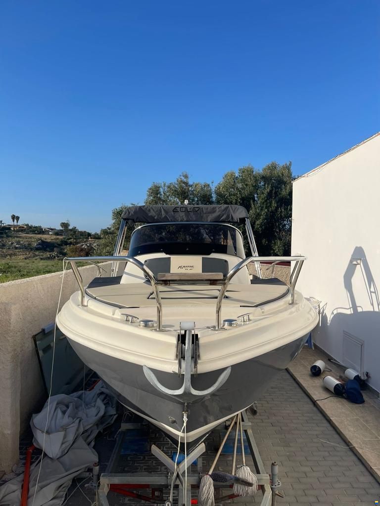 As Marine 590 Walk Around + Honda BF40E