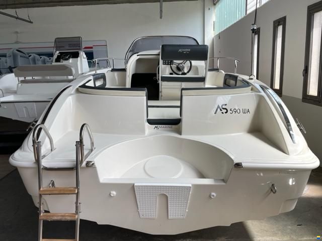 As Marine 590 Walk Around + Honda BF40E