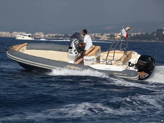 Salpa Soleil 23 + Honda BF150