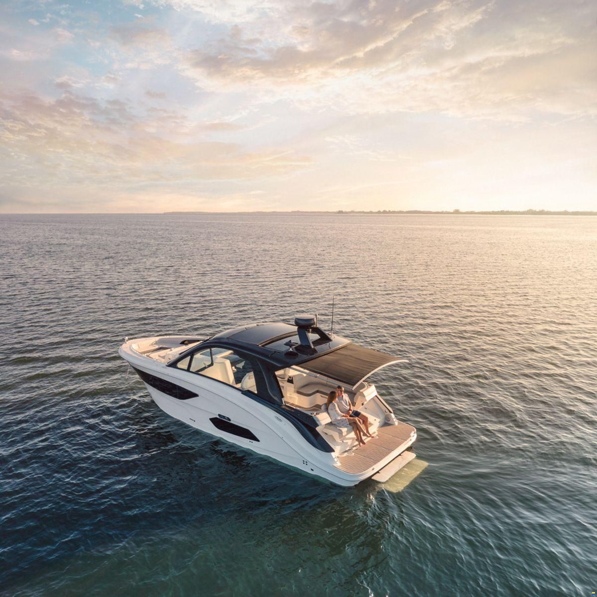 Sea Ray Sundancer 370