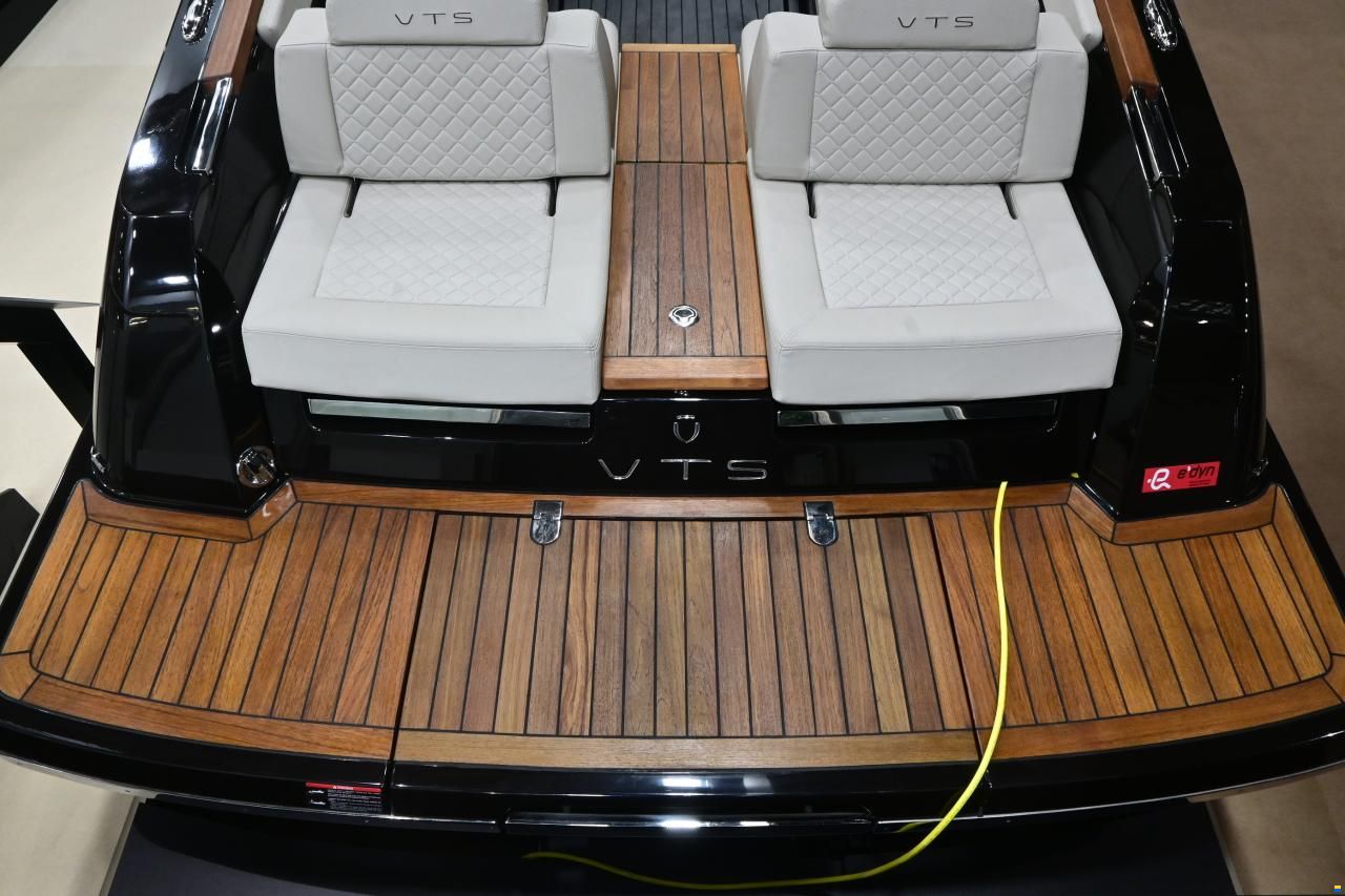VTS Boats Flying Shark 7.7 Classic