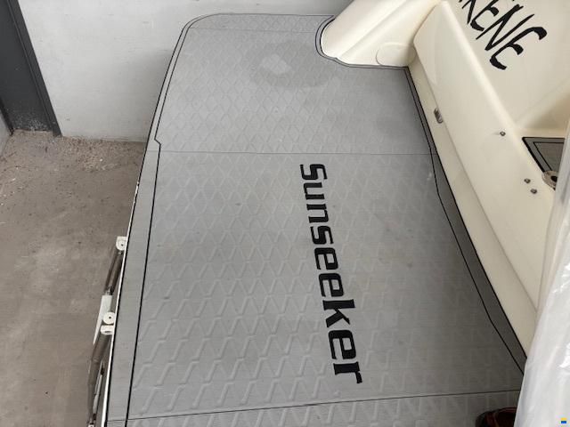 Sunseeker TOMAHAWK 41