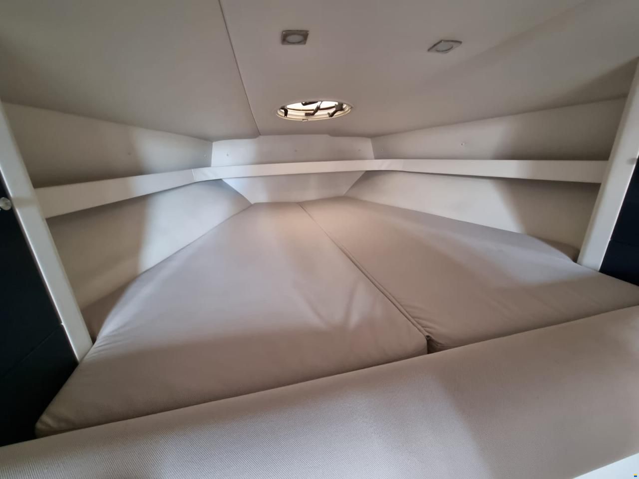 Sunseeker TOMAHAWK 41