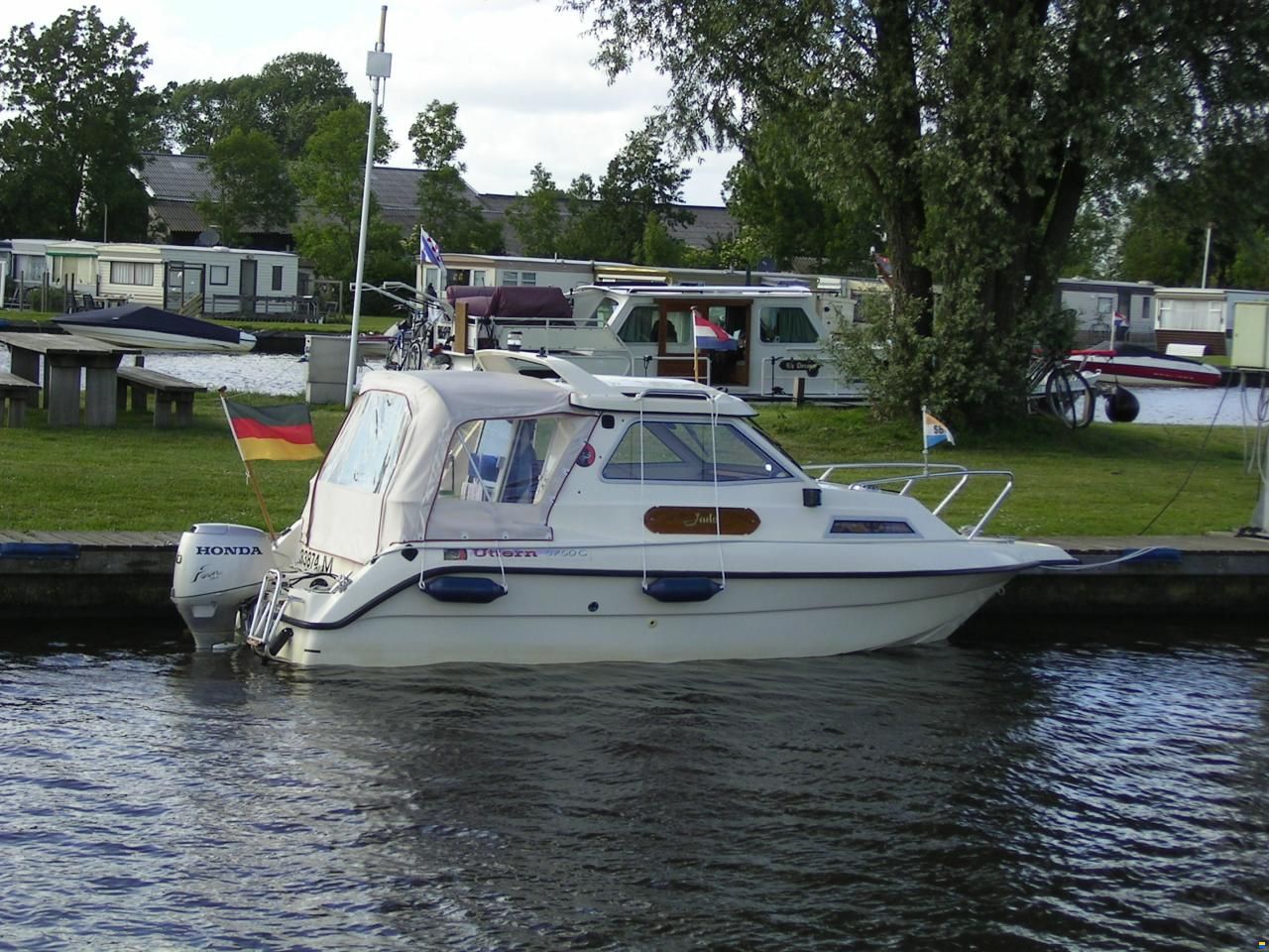 Uttern 5750 C