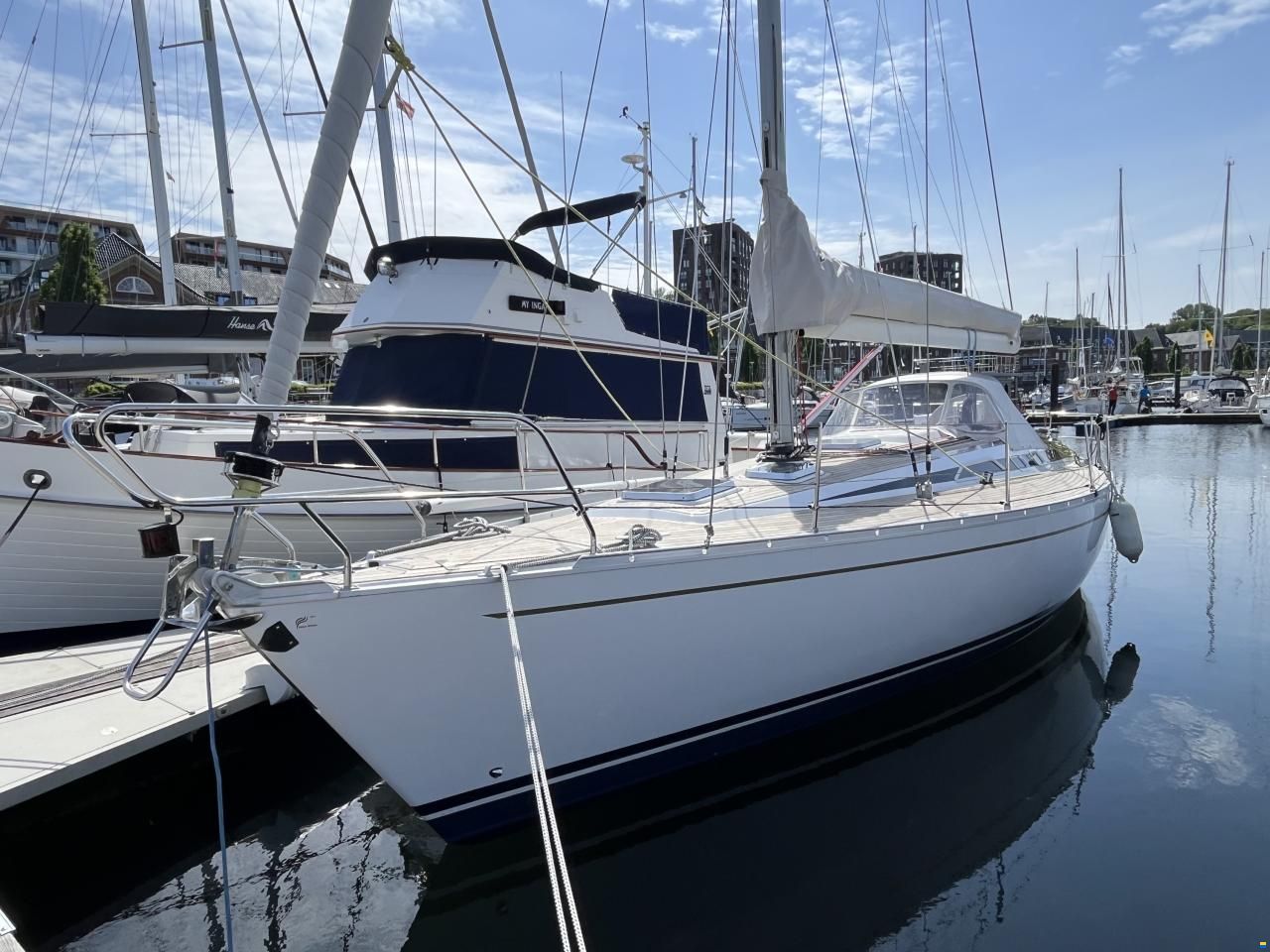 Grand Soleil 38