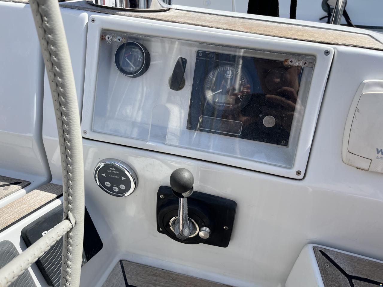 Grand Soleil 38