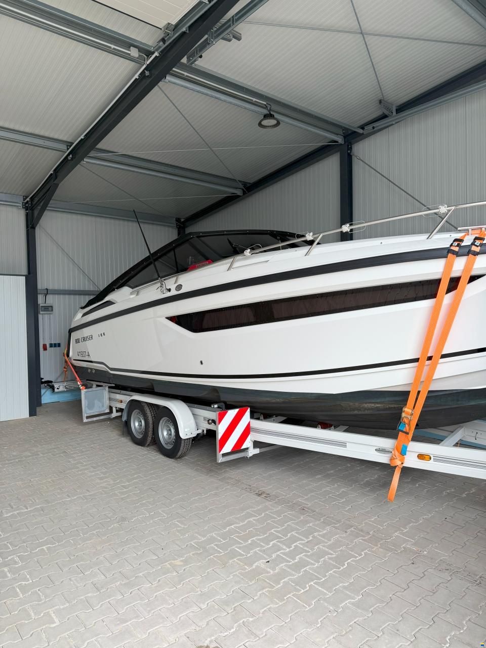 Parker 800 Cruiser