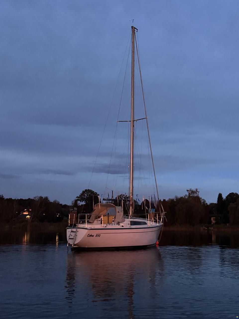Cobra Yachts UK Cobra 850