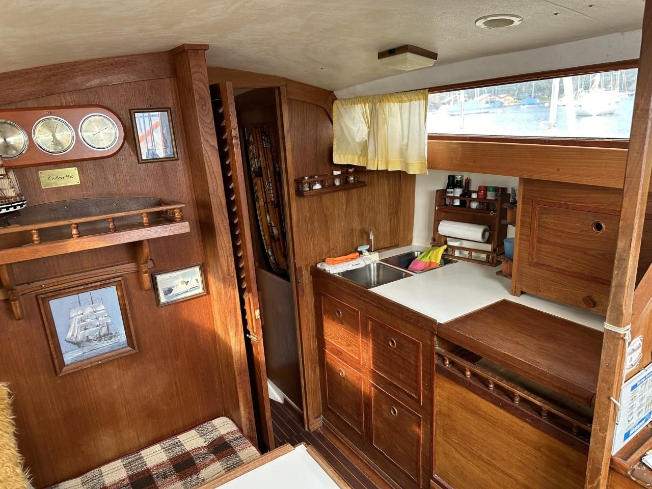 Cobra Yachts UK Cobra 850