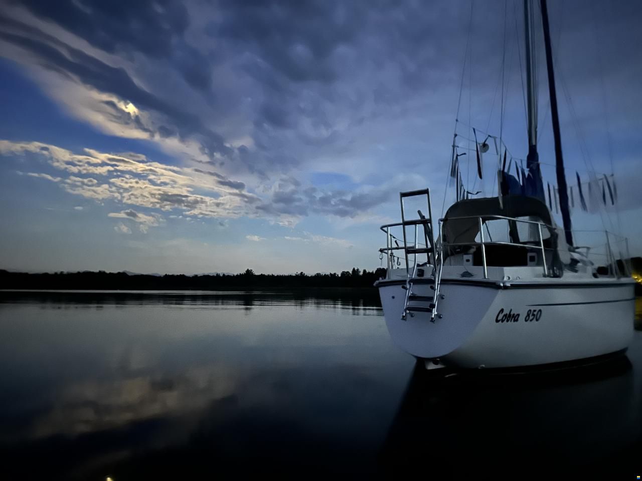 Cobra Yachts UK Cobra 850