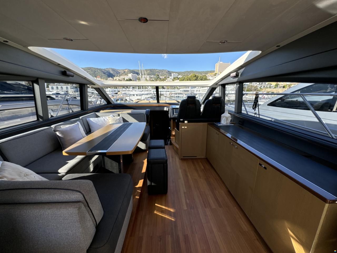 Princess V57