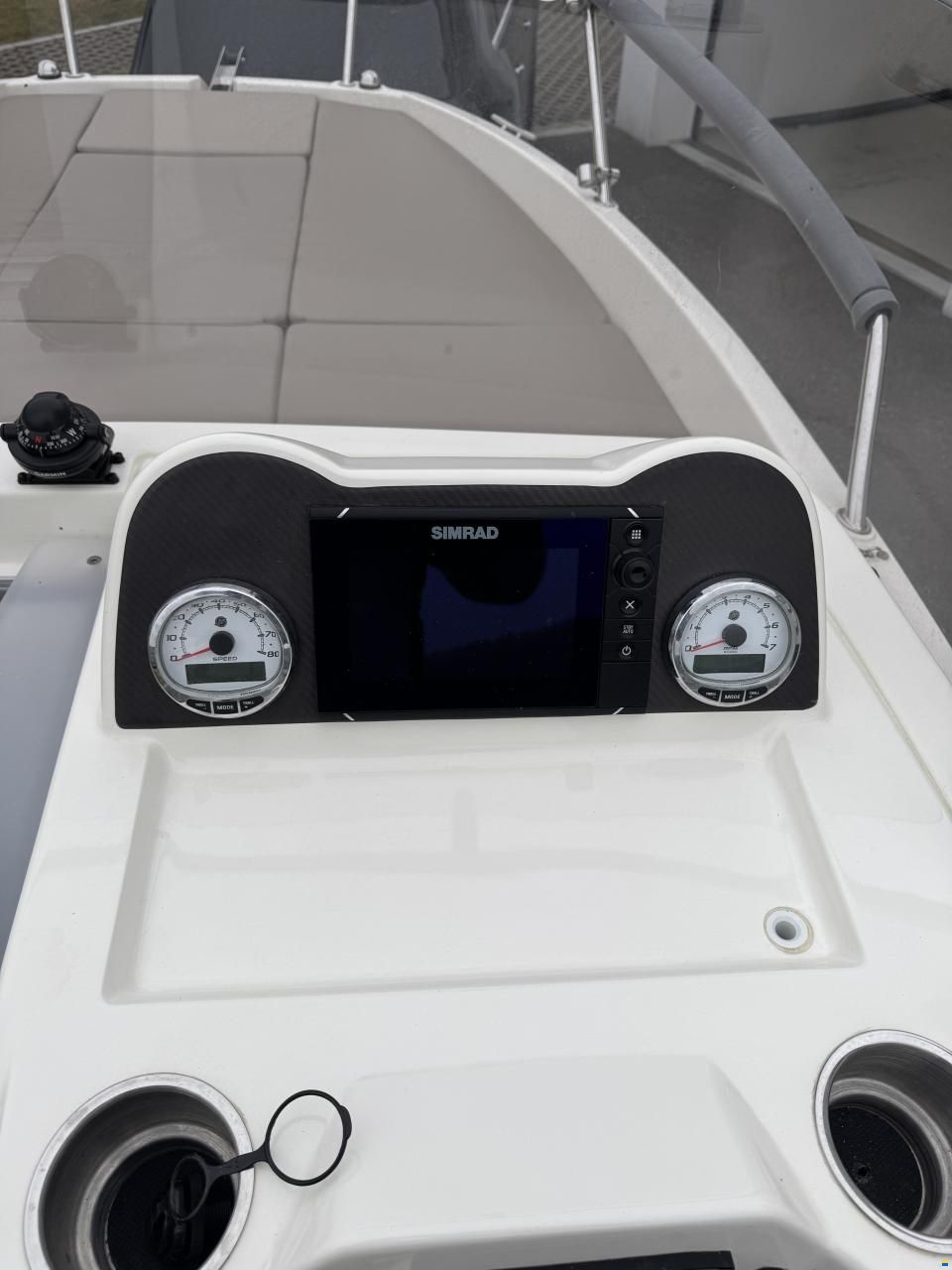 Quicksilver Active 605