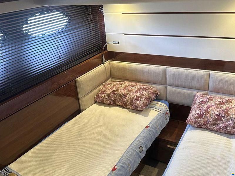 Sunseeker 68