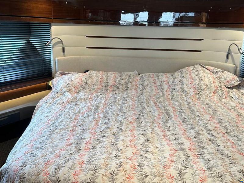 Sunseeker 68