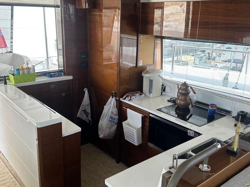 Sunseeker 68