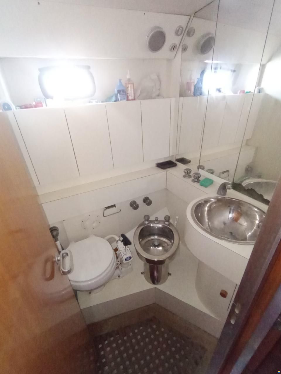 Ferretti Altura 424