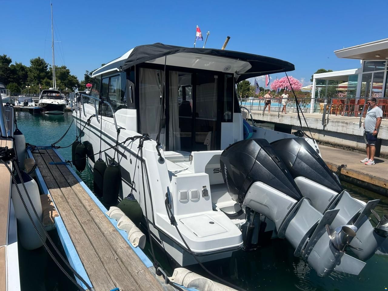 Jeanneau Merry Fisher 1095