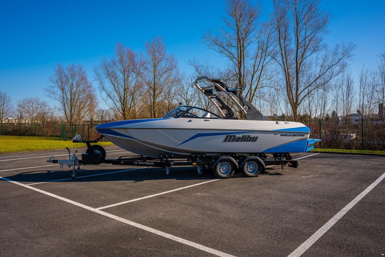 Malibu Wakesetter 21VLX