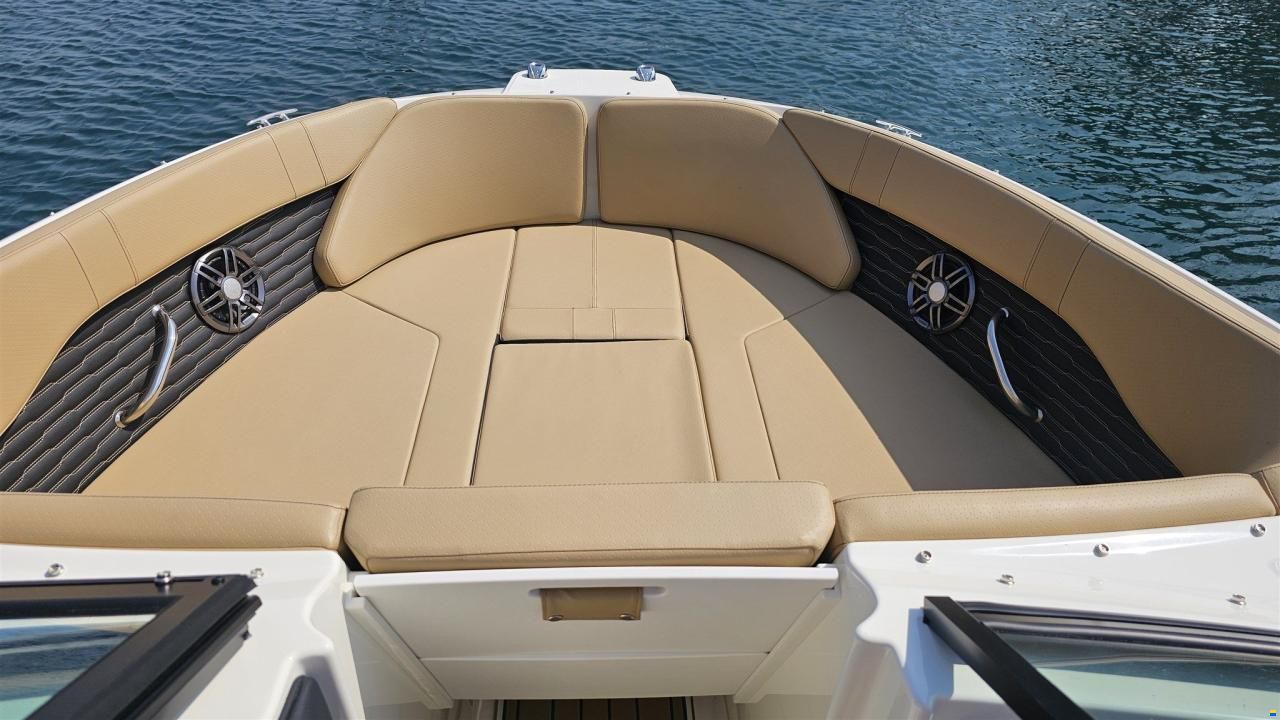 Sea Ray 230 SPX