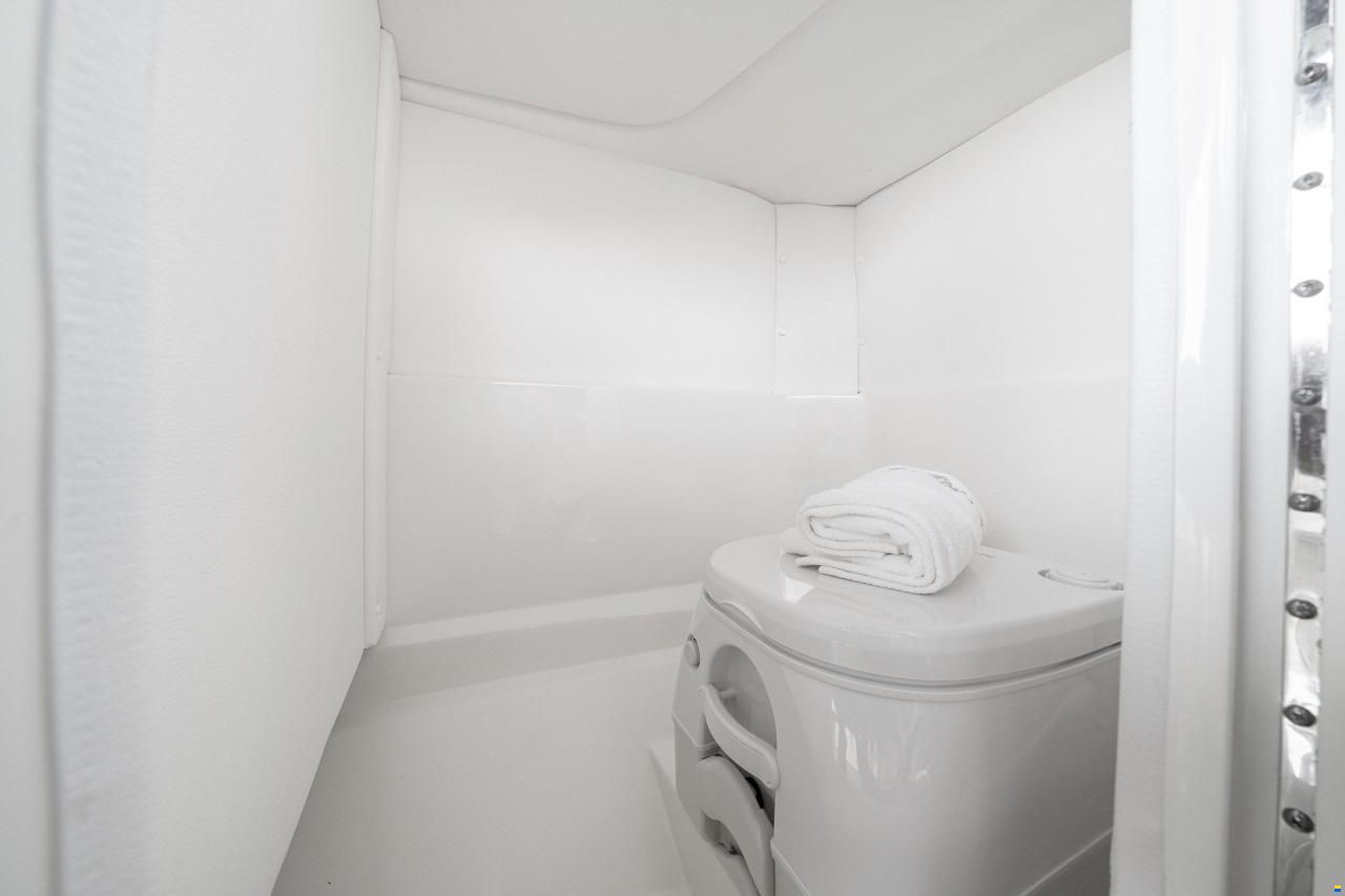Sea Ray 230 SPX