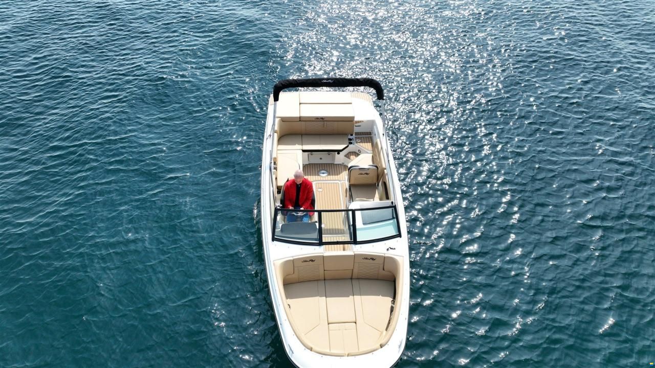 Sea Ray 230 SPX