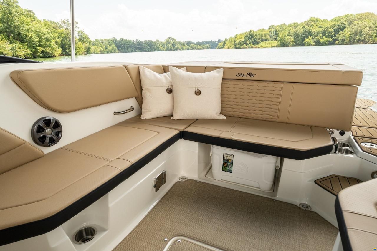 Sea Ray 230 SPX