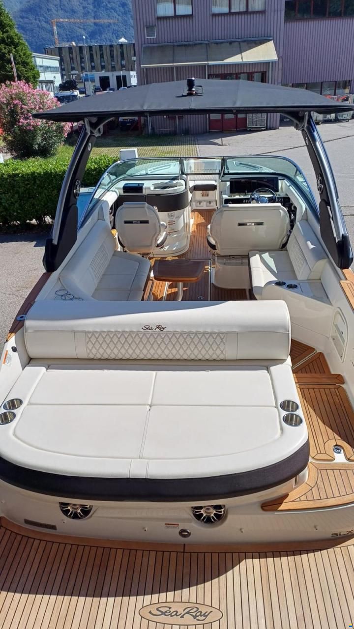 Sea Ray SLX280