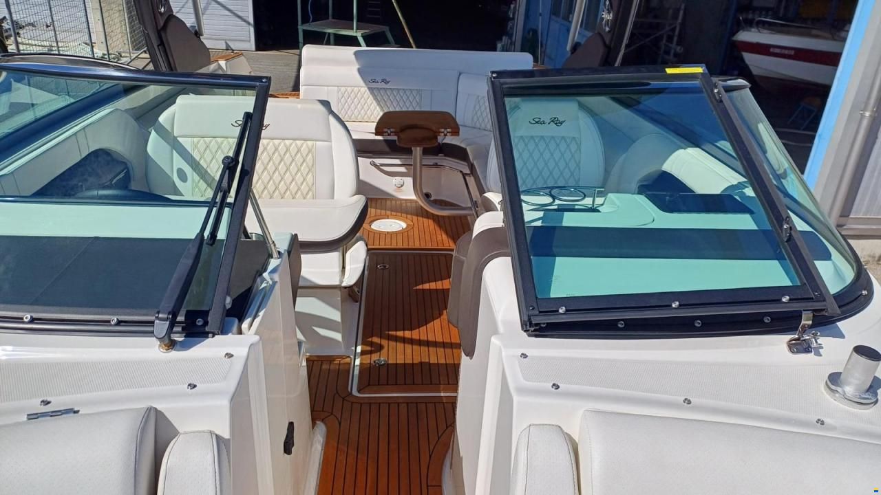 Sea Ray SLX280