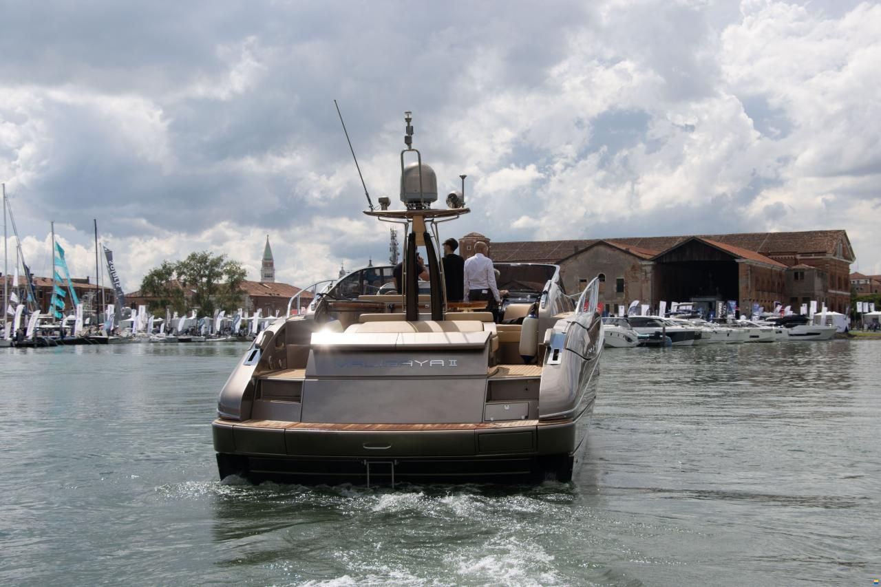 Riva Rivale 52
