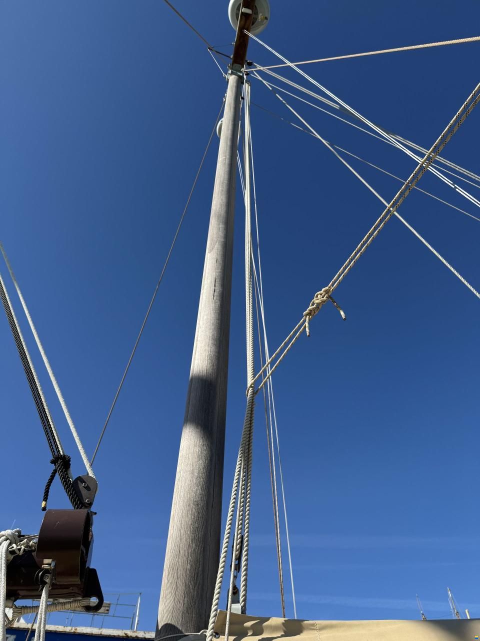 Classic 65ft Ketch Pilot House Classic K