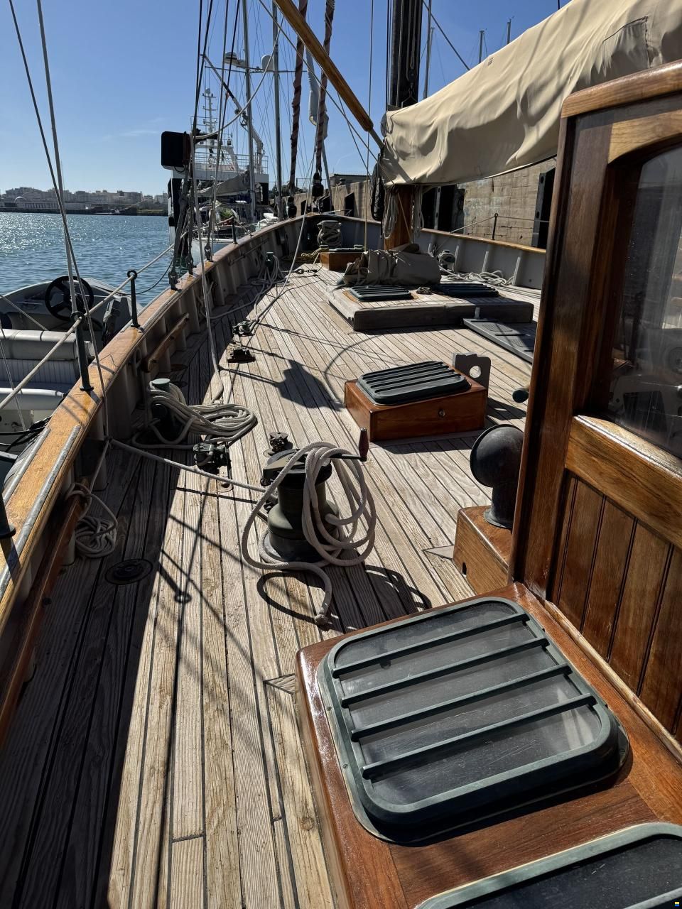Classic 65ft Ketch Pilot House Classic K