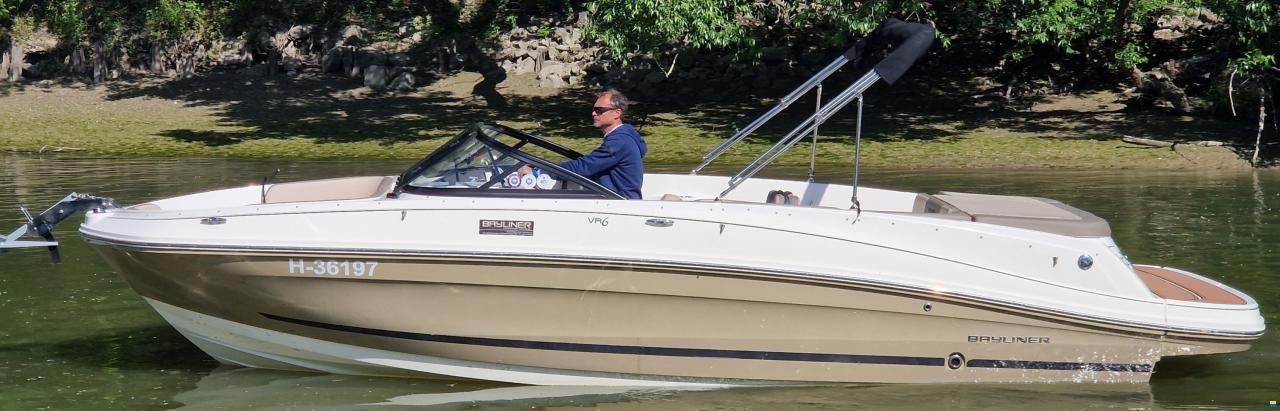 Bayliner VR6 Bowrider