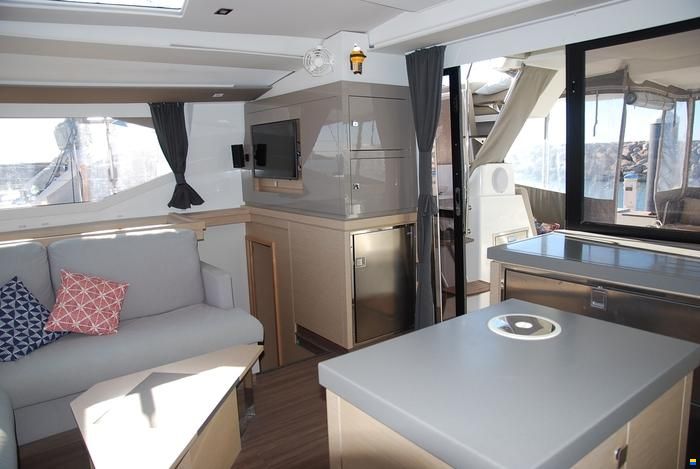 Fountaine Pajot Saona 47