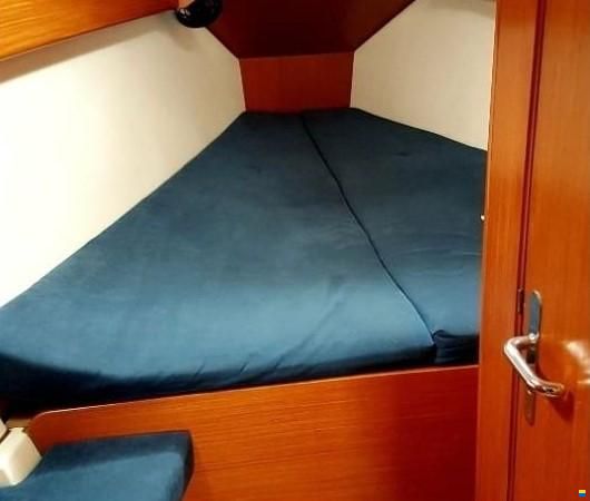 Beneteau 43.3