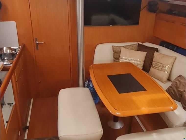 Beneteau 43.3