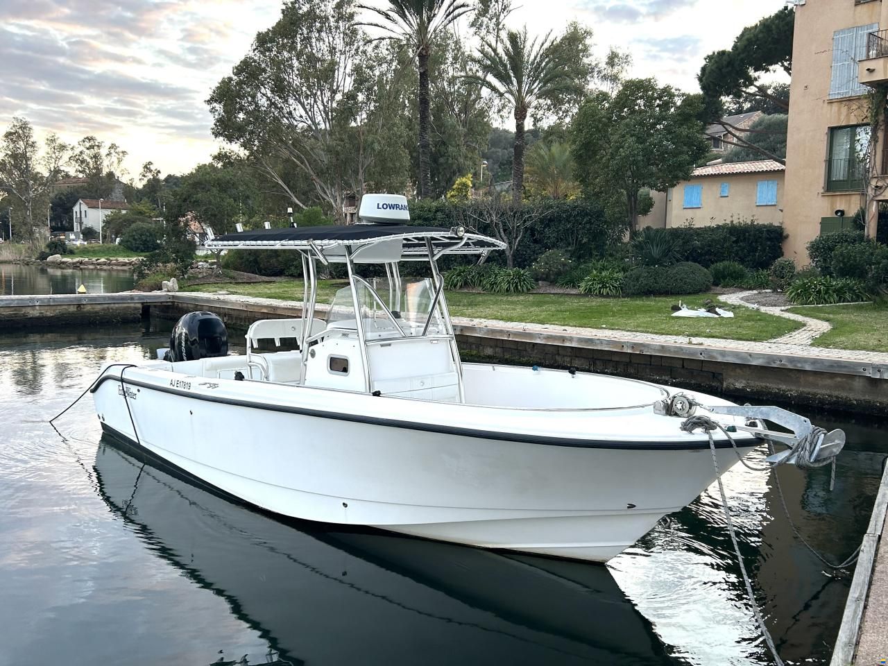 EdgeWater 265 CC