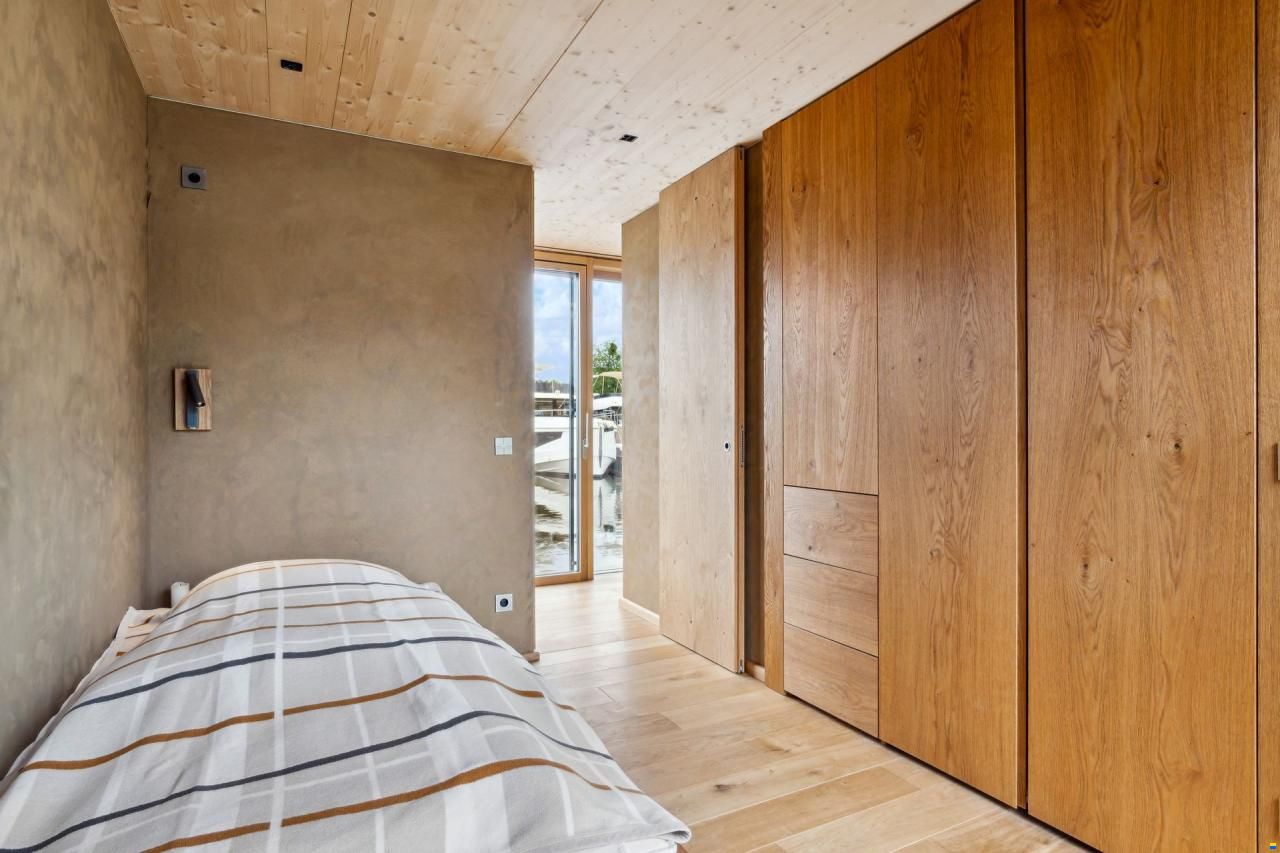 Die Wohnschiff Manufaktur Waterloft "Oha