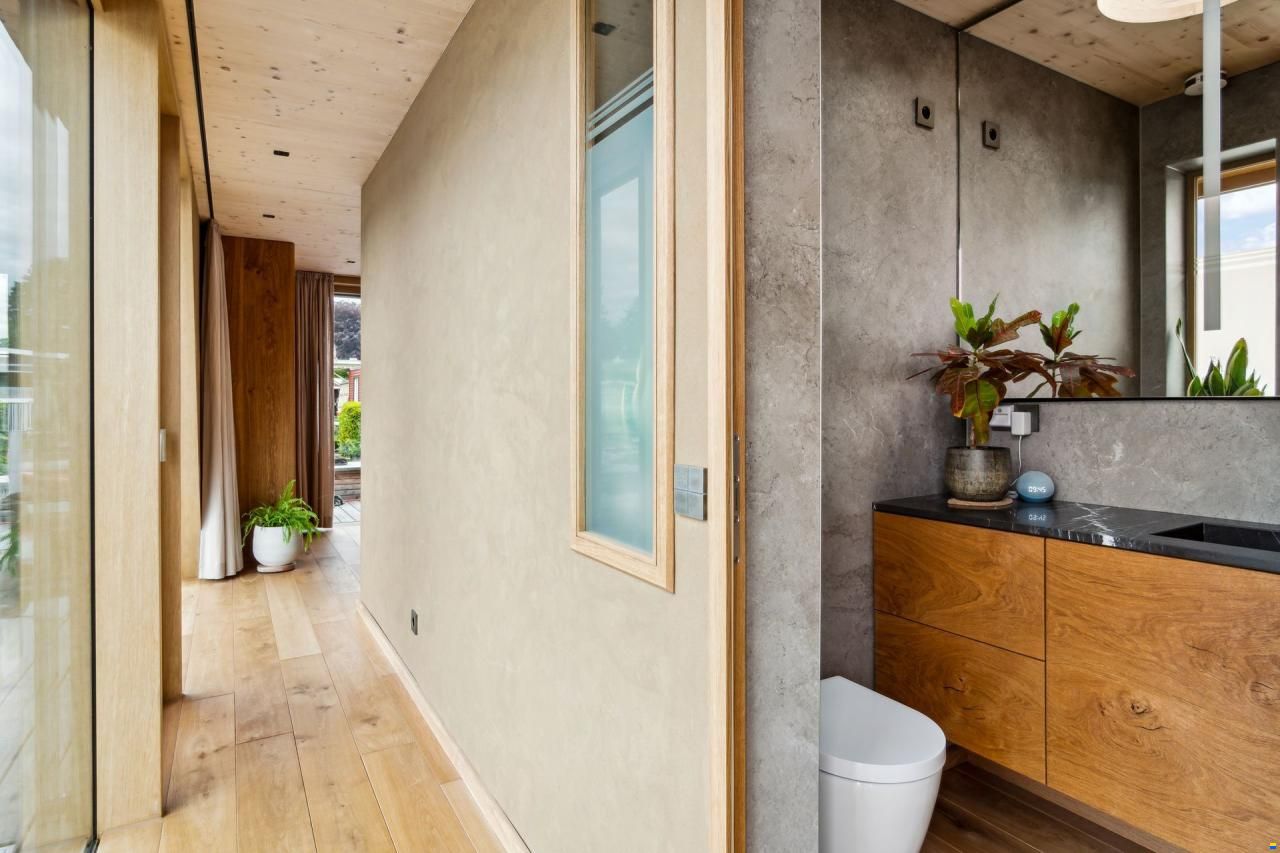 Die Wohnschiff Manufaktur Waterloft "Oha