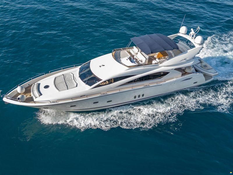 Sunseeker 82 Yacht