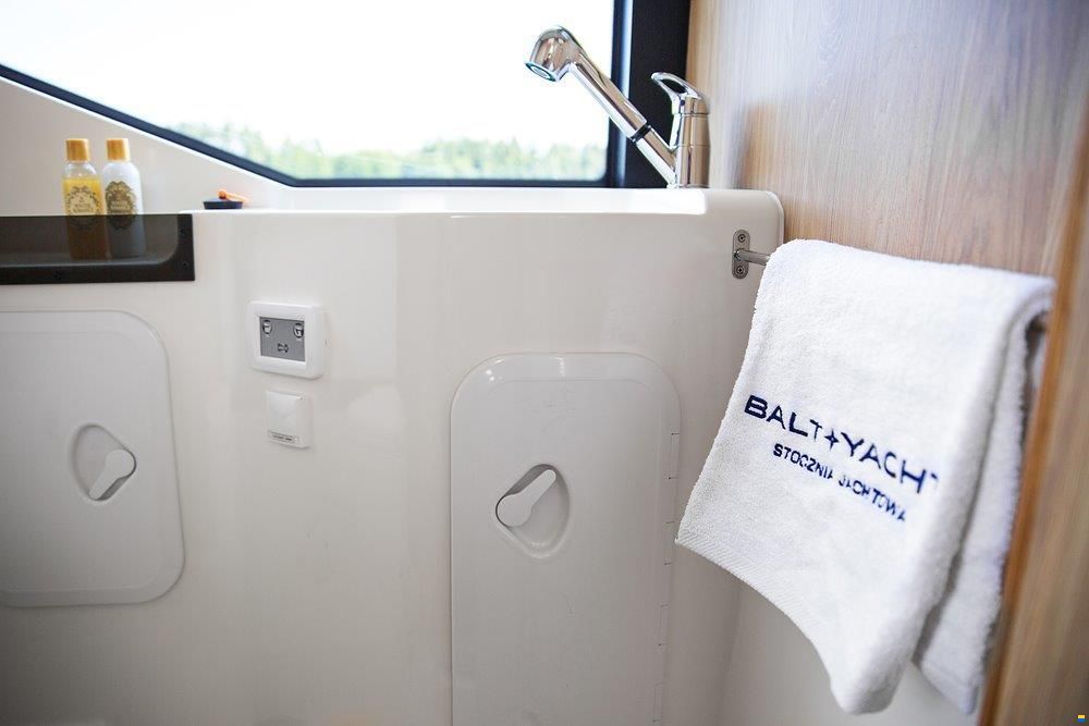 Balt SunCamper 35 Flybridge
