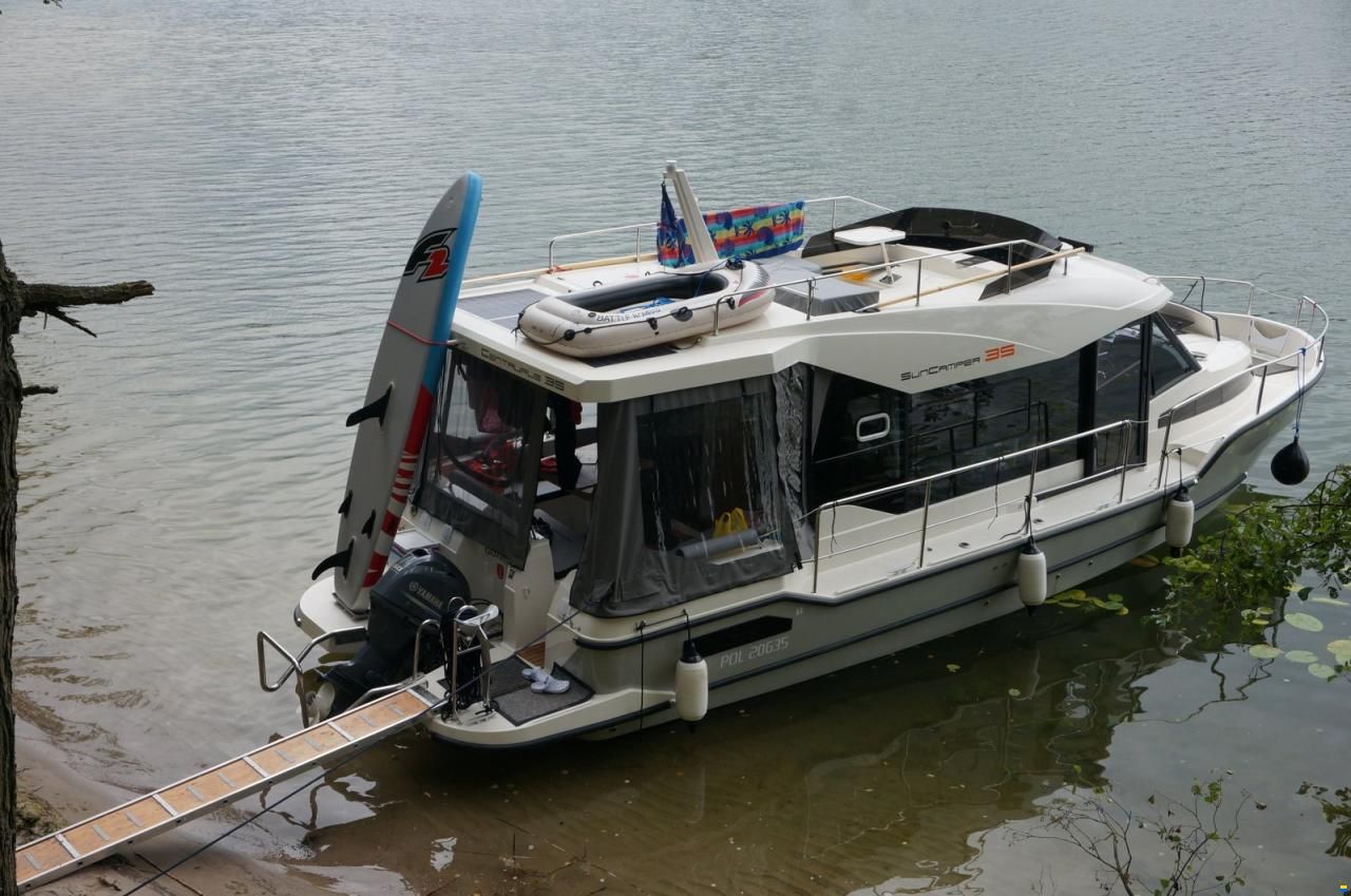 Balt SunCamper 35 Flybridge