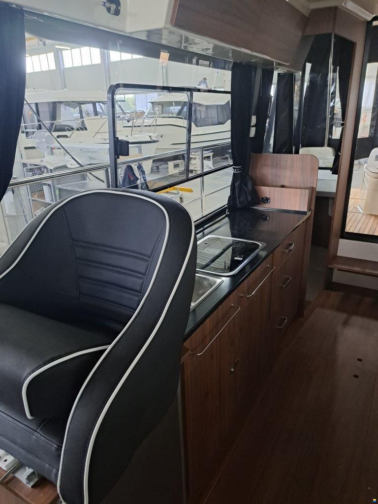Balt SunCamper 35 Flybridge