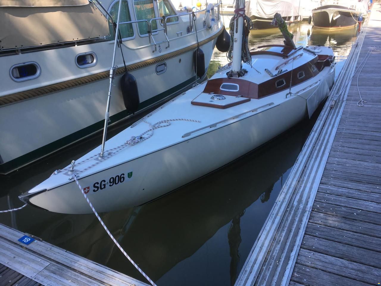 5,5 5.5m IR Yacht mit Kajüte