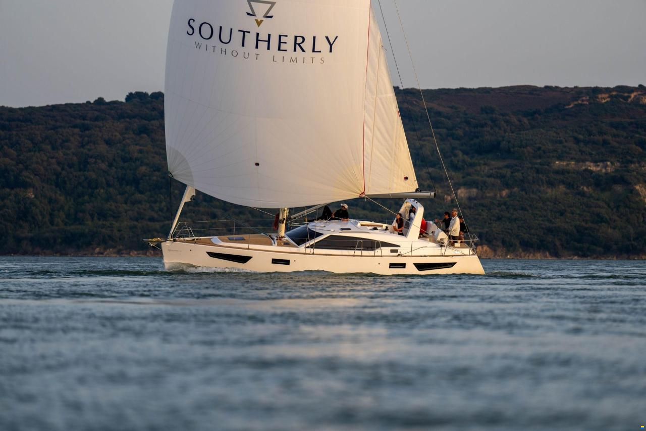 Southerly 420