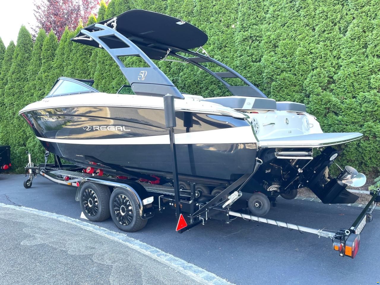 Regal LS2 Sportboot