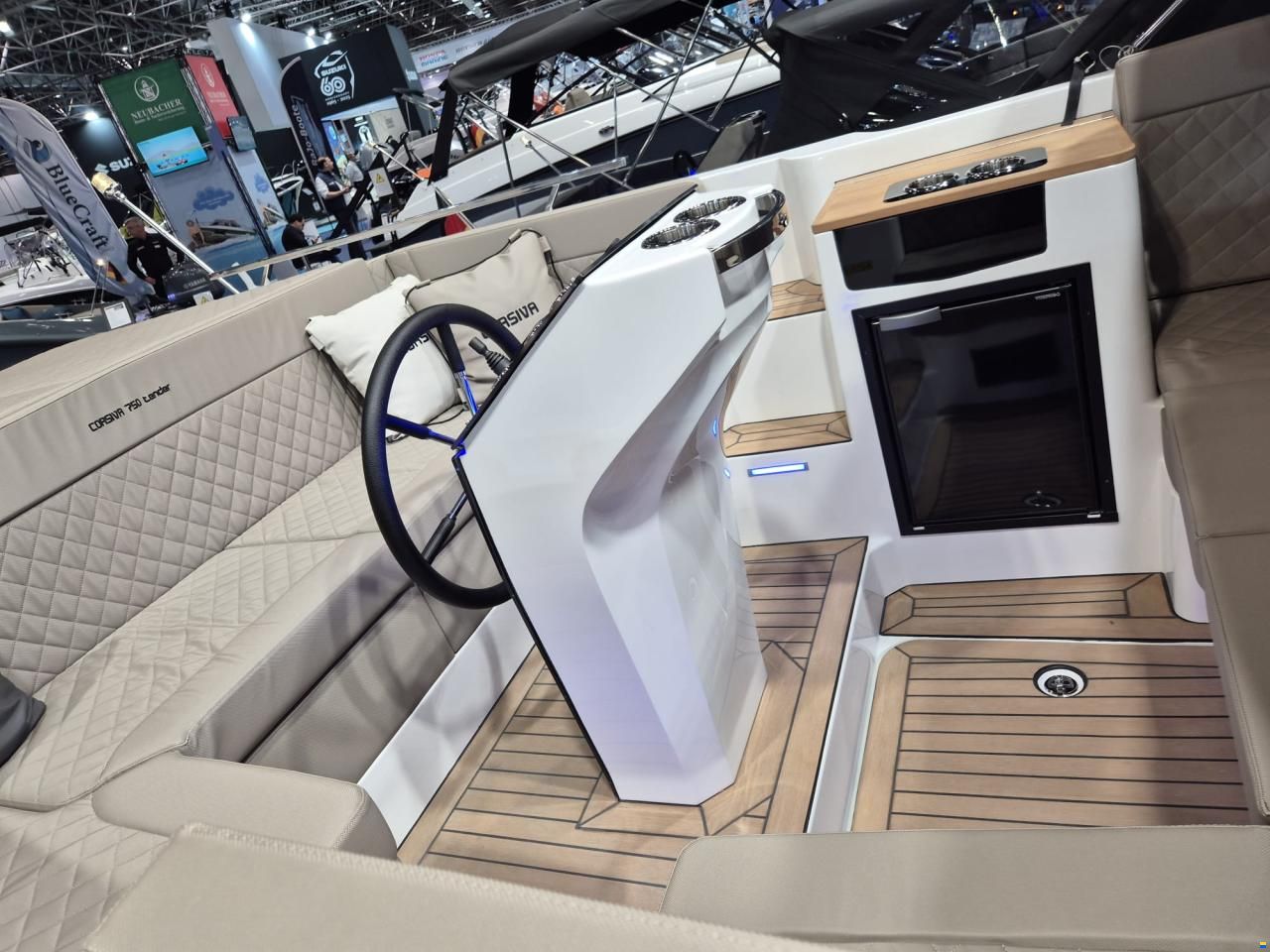 Corsiva 800Tender