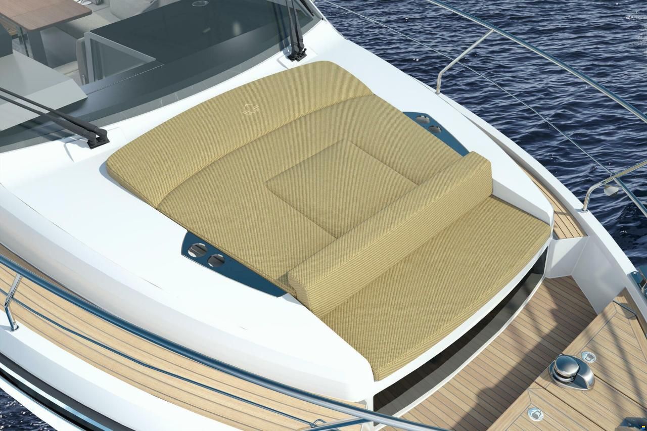 Sealine C335