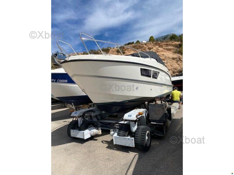 Quicksilver ACTIV 805 CRUISER