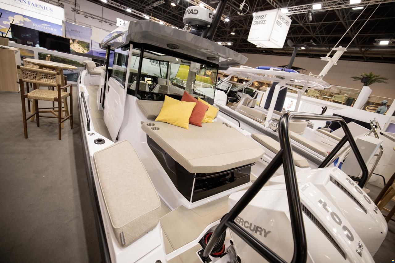 Axopar 29 Cross Cabin